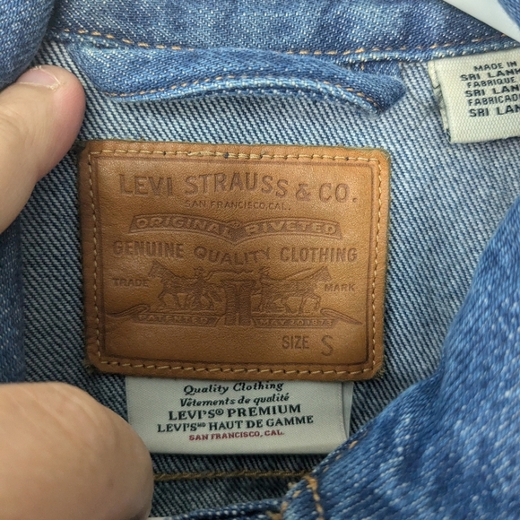 LEVI'S Women Jeans Jacket Size S Navy Blue With Pockets Button Down 100% Cotton - Picture 7 of 13